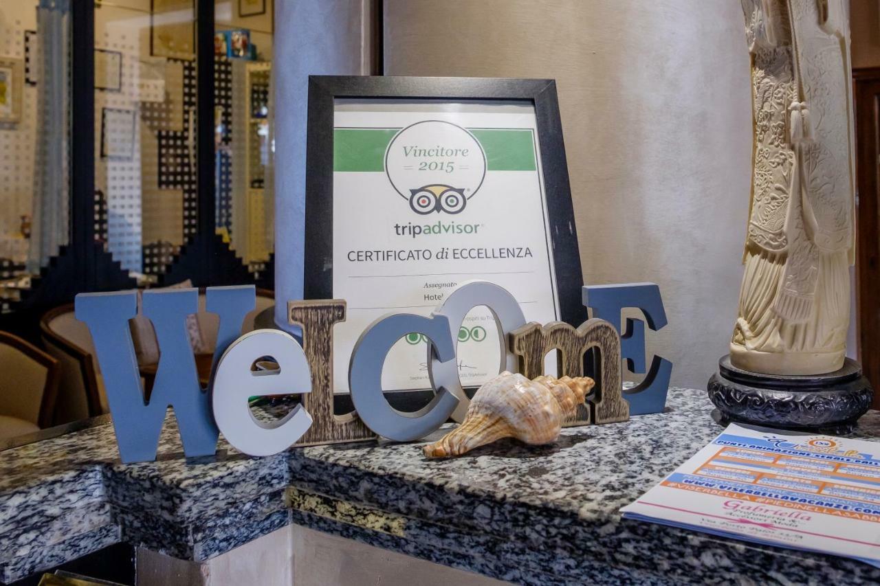 Hotel Eden Viserbella di Rimini Екстер'єр фото